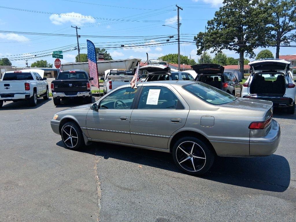 Toyota Camry CE 1998