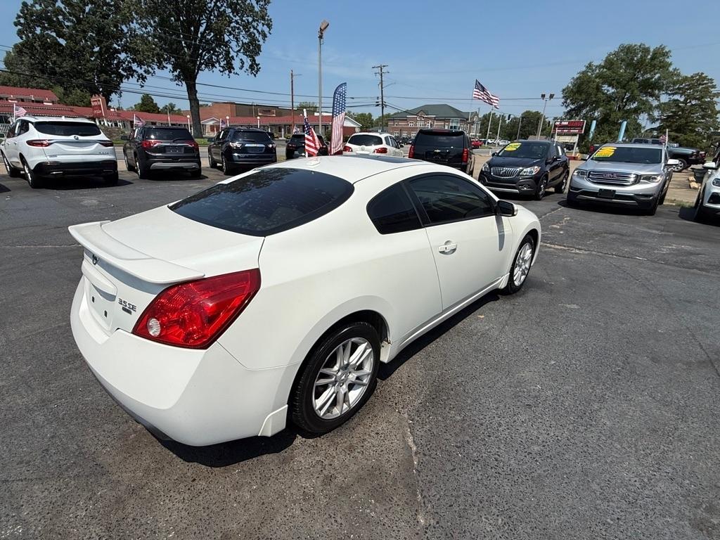Nissan Altima 3.5 SE Coupe 2008