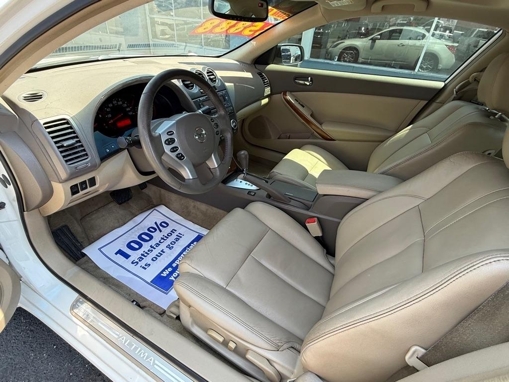 Nissan Altima 3.5 SE Coupe 2008
