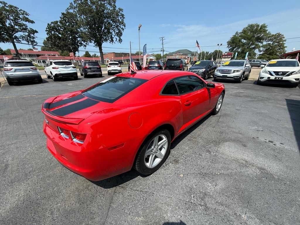 Chevrolet Camaro LT1 Coupe 2011
