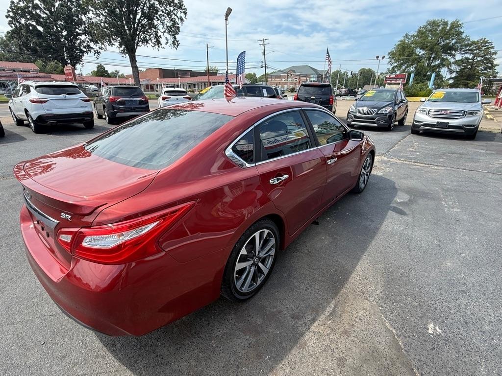 Nissan Altima 2.5 SR 2016