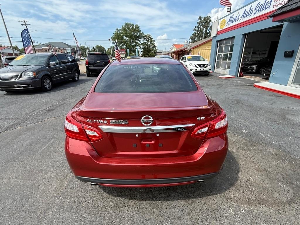 Nissan Altima 2.5 SR 2016