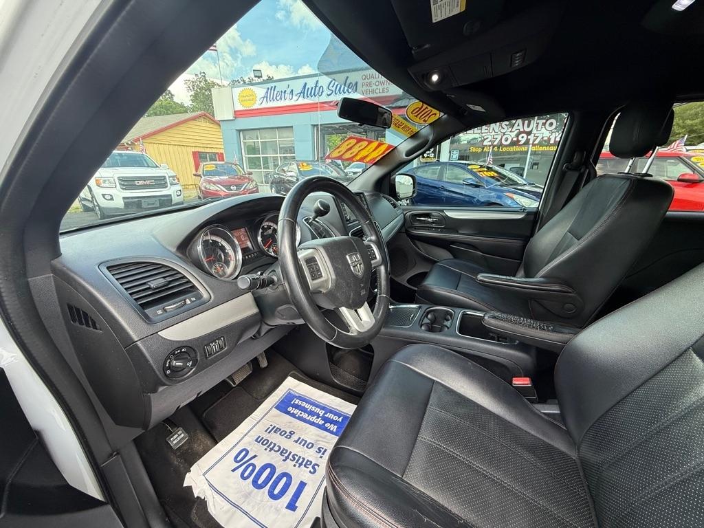 Dodge Grand Caravan R/T 2016