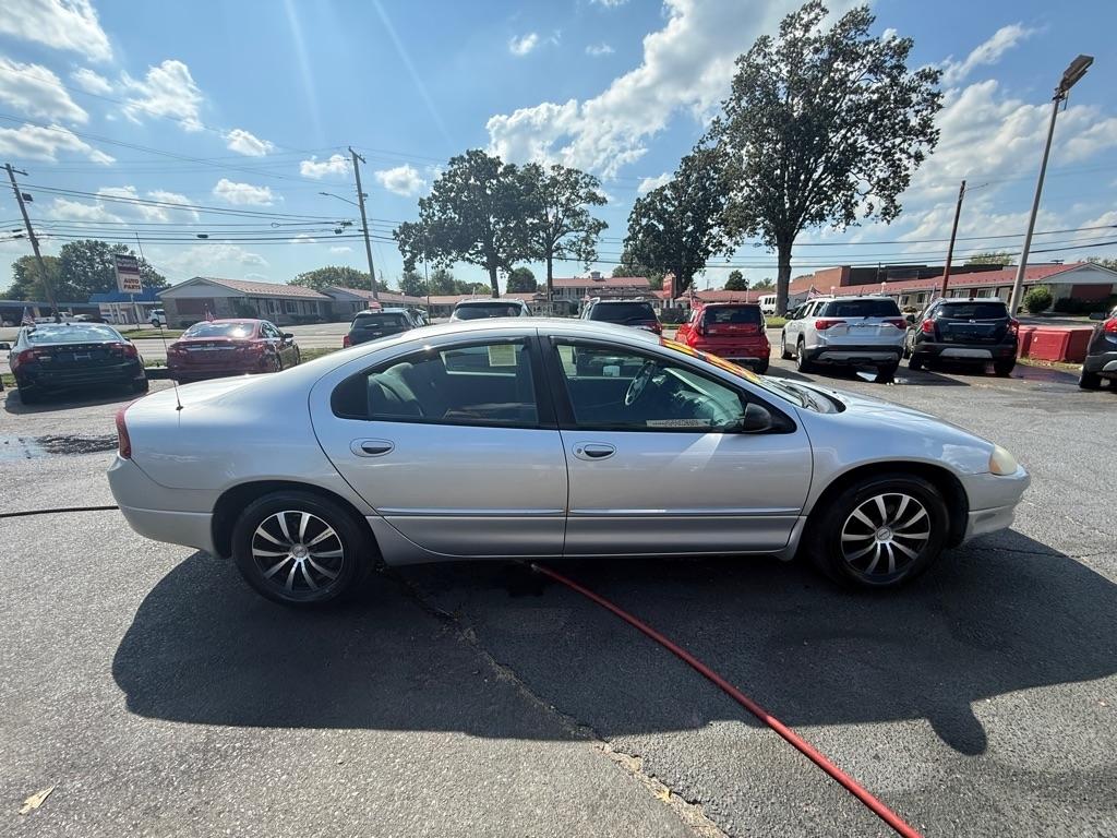 Dodge Intrepid SE 2002