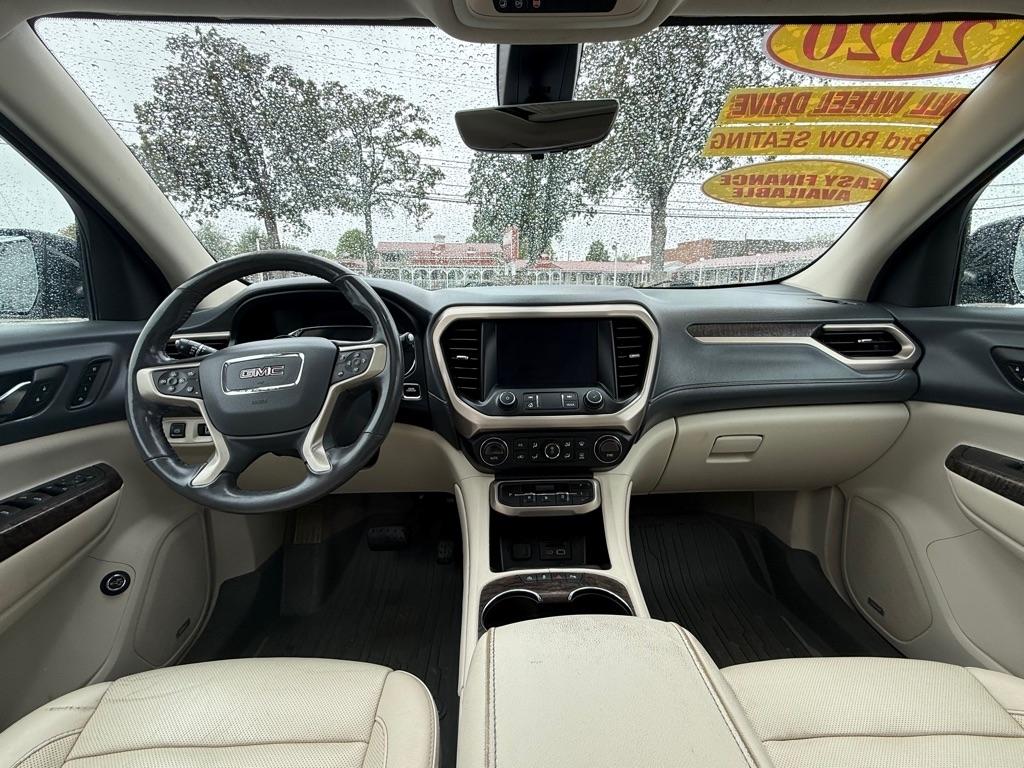 GMC Acadia Denali AWD 2020