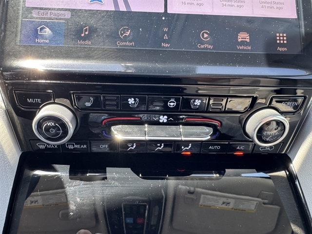 Jeep Grand Cherokee Overland 4x4 2022 Jeep Grand Cherokee Overland 4x4 2022