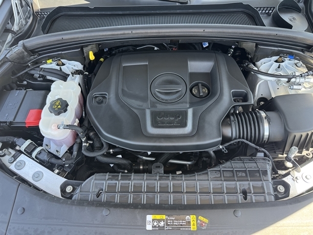 Jeep Grand Cherokee Overland 4x4 2022 Jeep Grand Cherokee Overland 4x4 2022