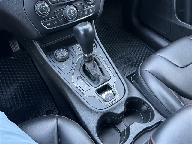 Jeep Cherokee Trailhawk 4x4 2021 Jeep Cherokee Trailhawk 4x4 2021