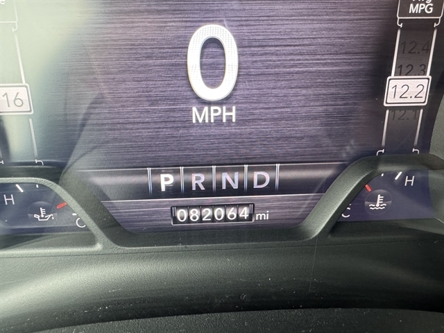 RAM 1500 Big Horn 4x4 Crew Cab 6'4" Box 2021 RAM 1500 Big Horn 4x4 Crew Cab 6'4" Box 2021