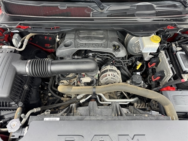 RAM 1500 Big Horn 4x4 Crew Cab 6'4" Box 2021 RAM 1500 Big Horn 4x4 Crew Cab 6'4" Box 2021