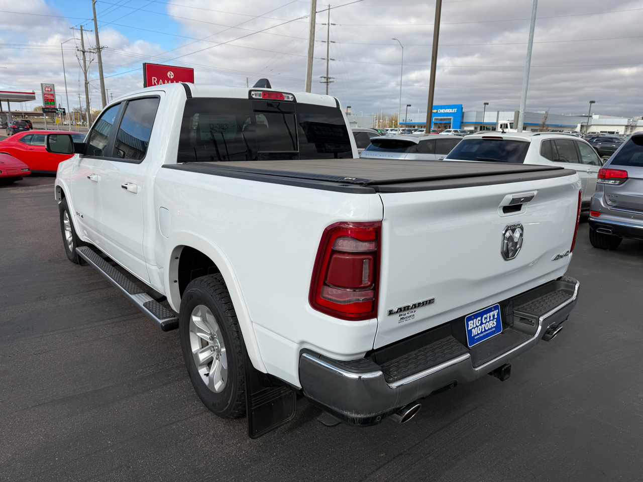 2022 Ram 1500 Laramie photo 2