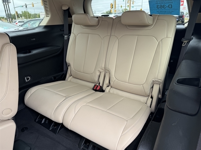 Jeep Grand Cherokee L Limited 4x4 2022 Jeep Grand Cherokee L Limited 4x4 2022