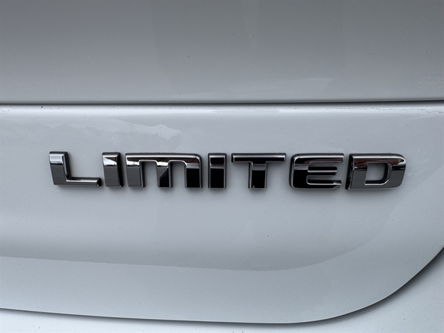 Jeep Grand Cherokee L Limited 4x4 2022 Jeep Grand Cherokee L Limited 4x4 2022