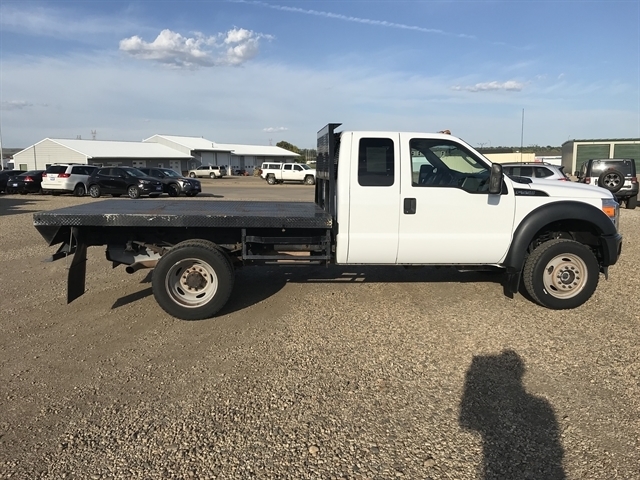 Ford Super Duty F-550 DRW 4WD SuperCab 162" WB 60" CA XL 2011 Ford Super Duty F-550 DRW 4WD SuperCab 162" WB 60" CA XL 2011