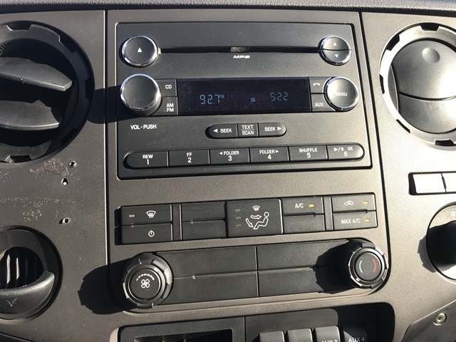 Ford Super Duty F-550 DRW 4WD SuperCab 162" WB 60" CA XL 2011 Ford Super Duty F-550 DRW 4WD SuperCab 162" WB 60" CA XL 2011