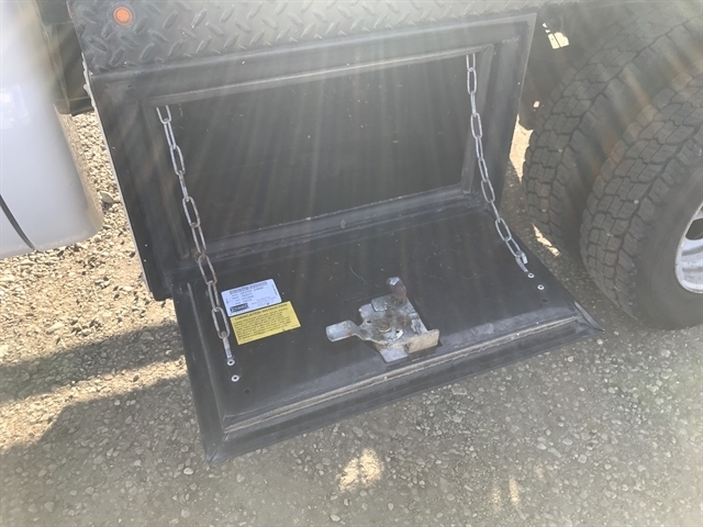 Ford Super Duty F-550 DRW 4WD SuperCab 162" WB 60" CA XL 2011 Ford Super Duty F-550 DRW 4WD SuperCab 162" WB 60" CA XL 2011