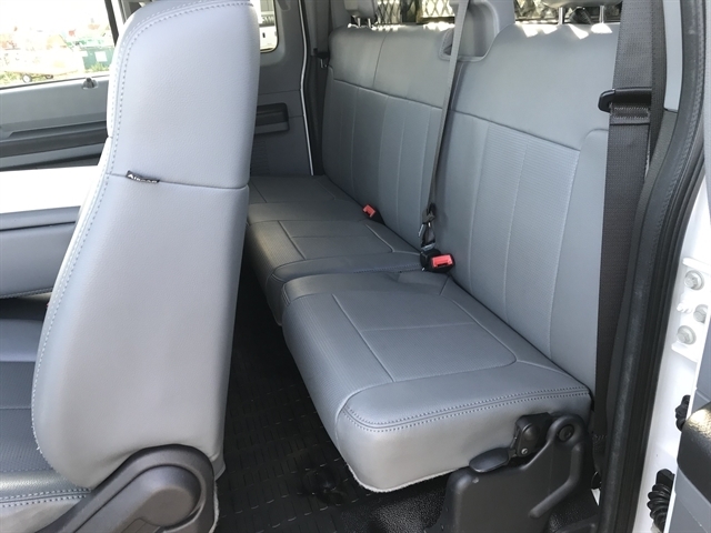 Ford Super Duty F-550 DRW 4WD SuperCab 162" WB 60" CA XL 2011 Ford Super Duty F-550 DRW 4WD SuperCab 162" WB 60" CA XL 2011