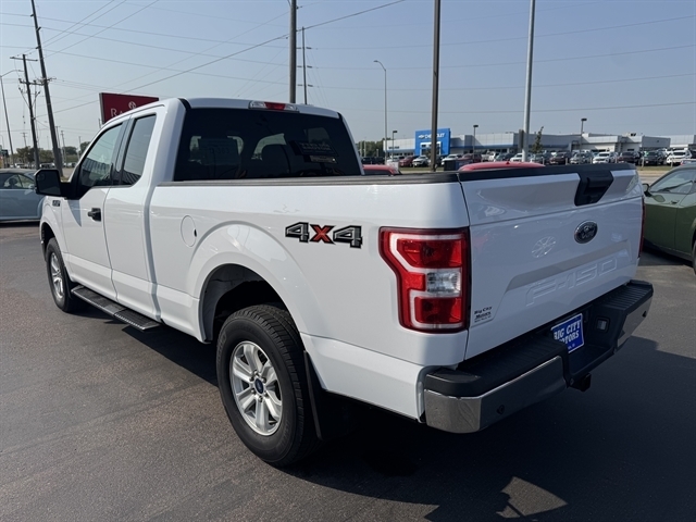Ford F-150 XLT 4WD SuperCab 6.5' Box 2019 Ford F-150 XLT 4WD SuperCab 6.5' Box 2019