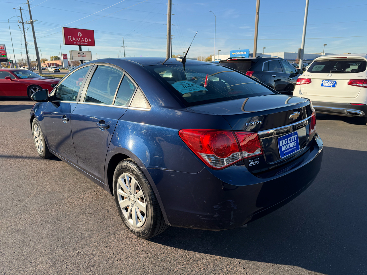 Chevrolet Cruze 4dr Sdn LS 2011 Chevrolet Cruze 4dr Sdn LS 2011