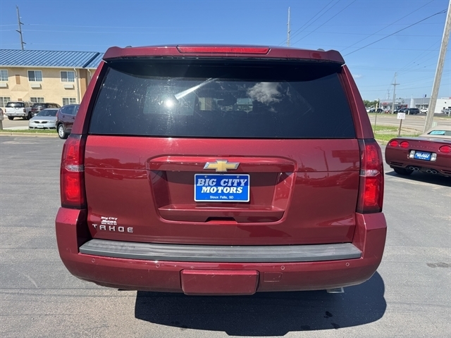 Chevrolet Tahoe 4WD 4dr LT 2017 Chevrolet Tahoe 4WD 4dr LT 2017