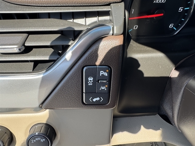 Chevrolet Tahoe 4WD 4dr LT 2017 Chevrolet Tahoe 4WD 4dr LT 2017