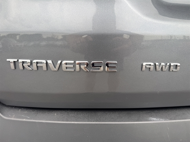 Chevrolet Traverse AWD 4dr LT Cloth w/1LT 2018 Chevrolet Traverse AWD 4dr LT Cloth w/1LT 2018