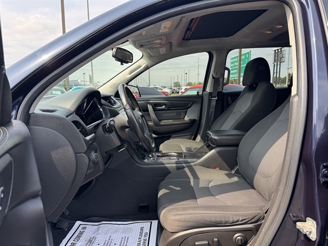 Chevrolet Traverse AWD 4dr LT w/1LT 2016 Chevrolet Traverse AWD 4dr LT w/1LT 2016