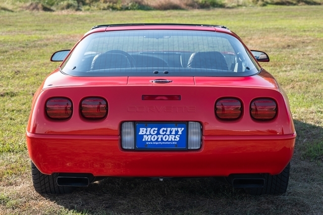 Chevrolet Corvette 2dr Coupe 1995 Chevrolet Corvette 2dr Coupe 1995