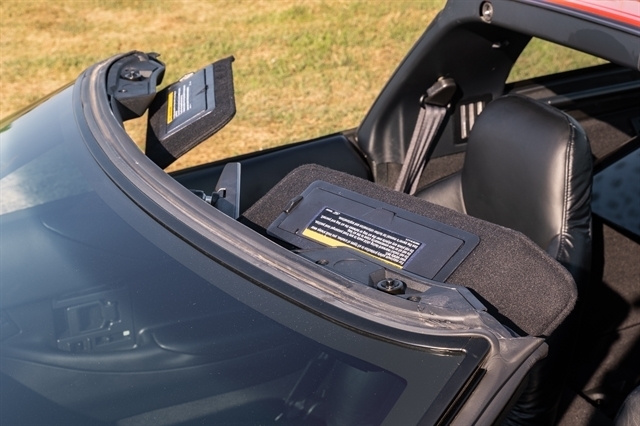 Chevrolet Corvette 2dr Coupe 1995 Chevrolet Corvette 2dr Coupe 1995