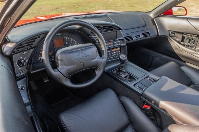 Chevrolet Corvette 2dr Coupe 1995 Chevrolet Corvette 2dr Coupe 1995