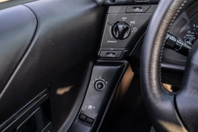 Chevrolet Corvette 2dr Coupe 1995 Chevrolet Corvette 2dr Coupe 1995