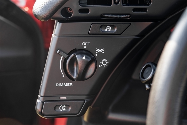 Chevrolet Corvette 2dr Coupe 1995 Chevrolet Corvette 2dr Coupe 1995