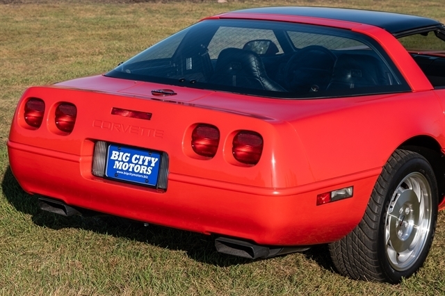 Chevrolet Corvette 2dr Coupe 1995 Chevrolet Corvette 2dr Coupe 1995