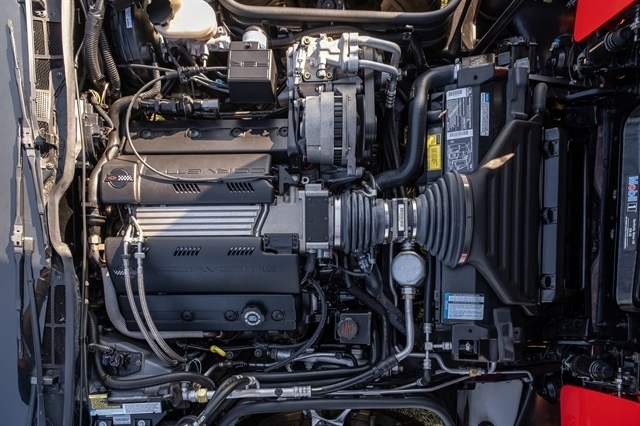 Chevrolet Corvette 2dr Coupe 1995 Chevrolet Corvette 2dr Coupe 1995