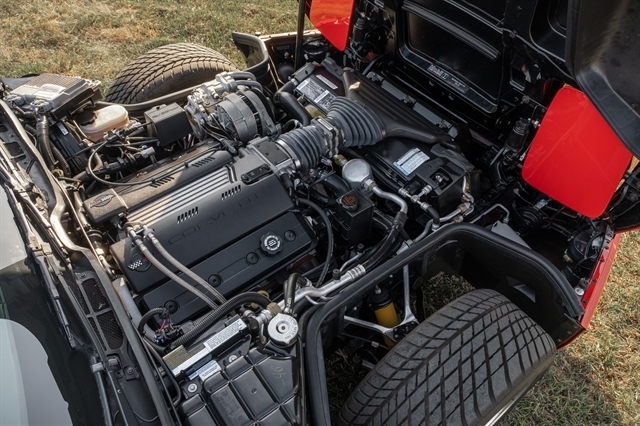 Chevrolet Corvette 2dr Coupe 1995 Chevrolet Corvette 2dr Coupe 1995