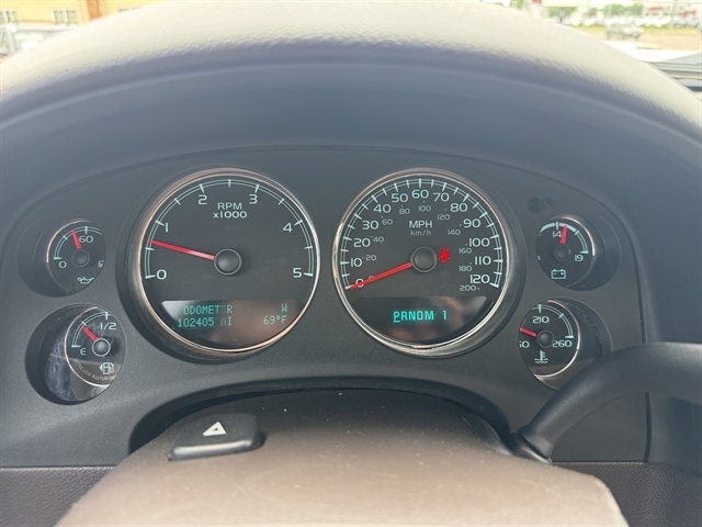 GMC Sierra 2500HD 4WD Crew Cab 153.7" Denali 2014 GMC Sierra 2500HD 4WD Crew Cab 153.7" Denali 2014