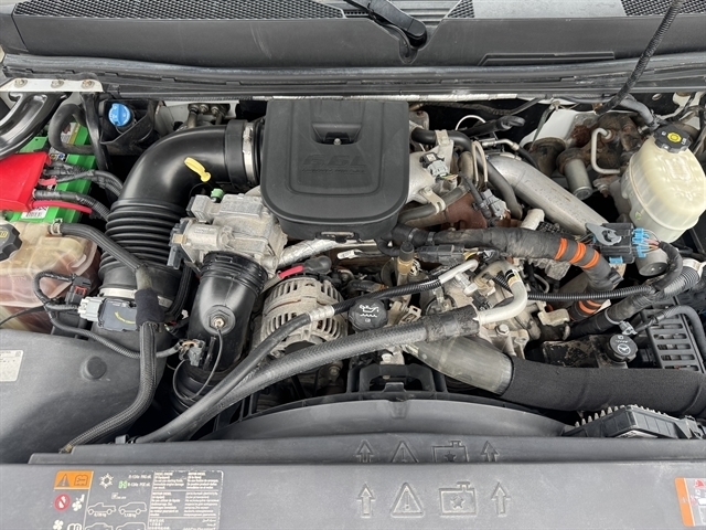 GMC Sierra 2500HD 4WD Crew Cab 153.7" Denali 2014 GMC Sierra 2500HD 4WD Crew Cab 153.7" Denali 2014