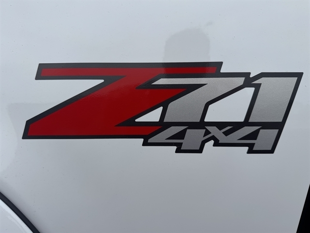 GMC Sierra 2500HD 4WD Crew Cab 153.7" Denali 2014 GMC Sierra 2500HD 4WD Crew Cab 153.7" Denali 2014