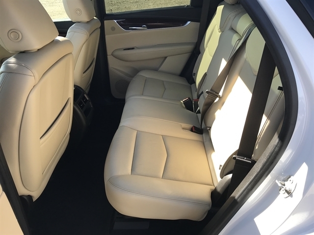 Cadillac XT5 AWD 4dr Luxury 2019 Cadillac XT5 AWD 4dr Luxury 2019