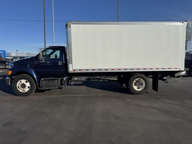 Ford Super Duty F-750 Straight Frame Reg Cab XLT 2012 Ford Super Duty F-750 Straight Frame Reg Cab XLT 2012