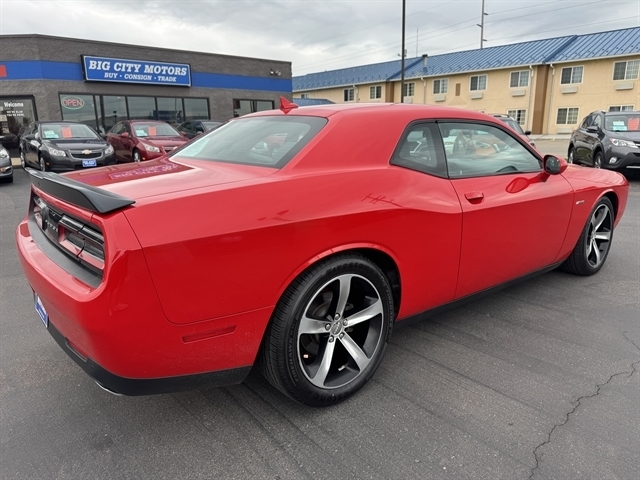 Dodge Challenger 2dr Cpe R/T Shaker 2016 Dodge Challenger 2dr Cpe R/T Shaker 2016