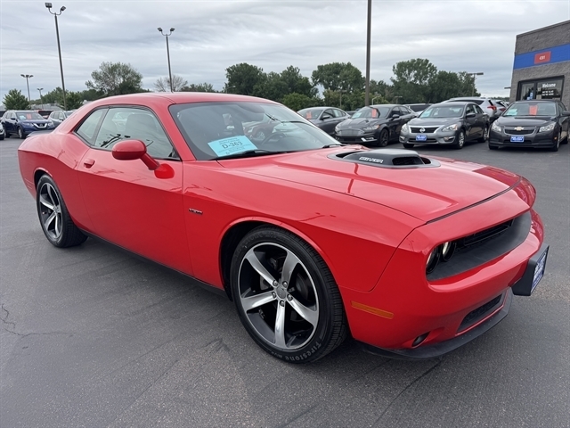 Dodge Challenger 2dr Cpe R/T Shaker 2016 Dodge Challenger 2dr Cpe R/T Shaker 2016