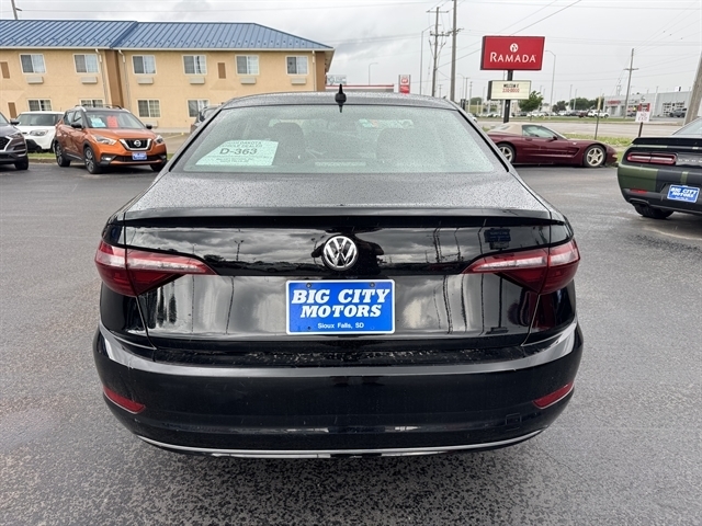 Volkswagen Jetta R-Line Auto 2021 Volkswagen Jetta R-Line Auto 2021