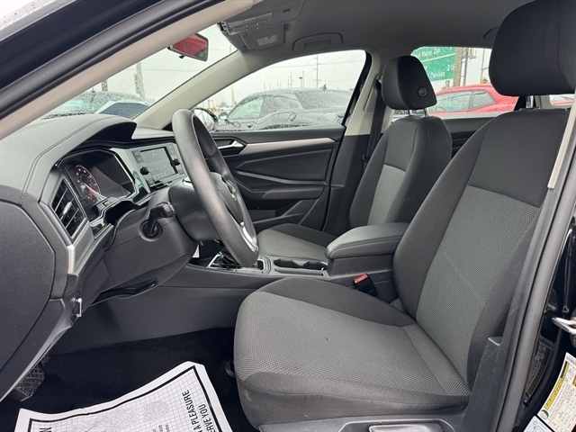 Volkswagen Jetta R-Line Auto 2021 Volkswagen Jetta R-Line Auto 2021