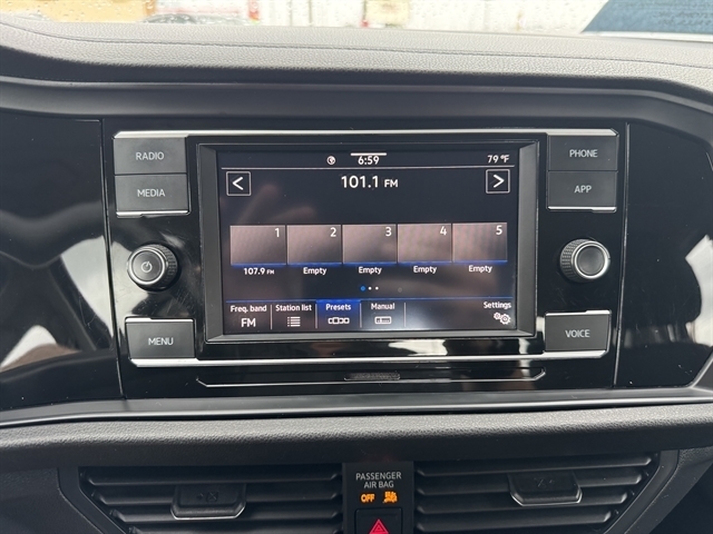 Volkswagen Jetta R-Line Auto 2021 Volkswagen Jetta R-Line Auto 2021