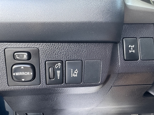 Toyota RAV4 LE AWD (Natl) 2018 Toyota RAV4 LE AWD (Natl) 2018