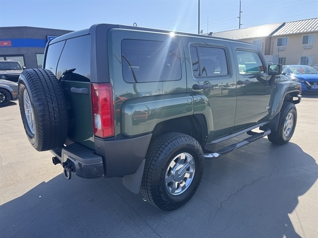 HUMMER H3  2006 HUMMER H3  2006