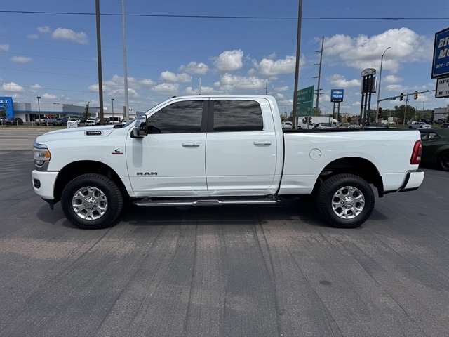 RAM 2500 Laramie 4x4 Crew Cab 6'4" Box 2023 RAM 2500 Laramie 4x4 Crew Cab 6'4" Box 2023