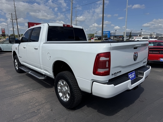 RAM 2500 Laramie 4x4 Crew Cab 6'4" Box 2023 RAM 2500 Laramie 4x4 Crew Cab 6'4" Box 2023
