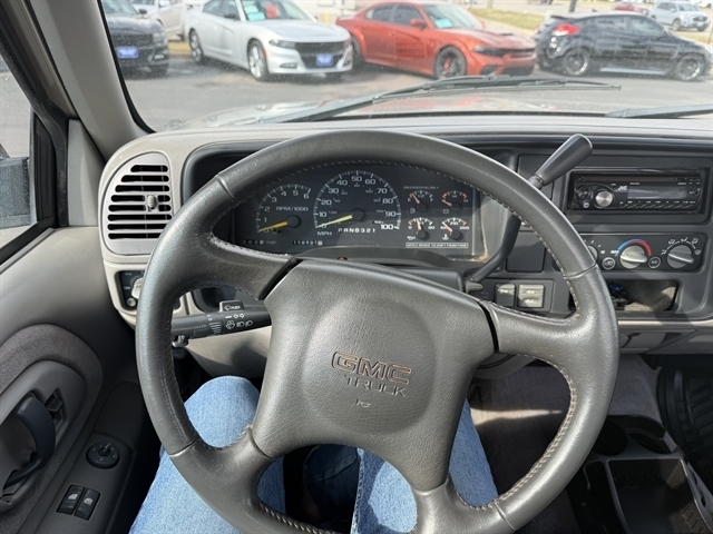 GMC Sierra 2500  1998 GMC Sierra 2500  1998